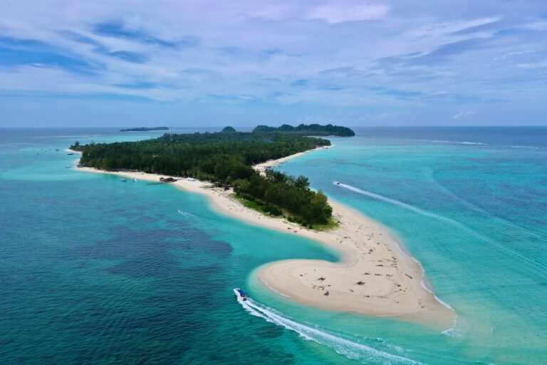 Pulau Mantanani, Sabah, Malaysia